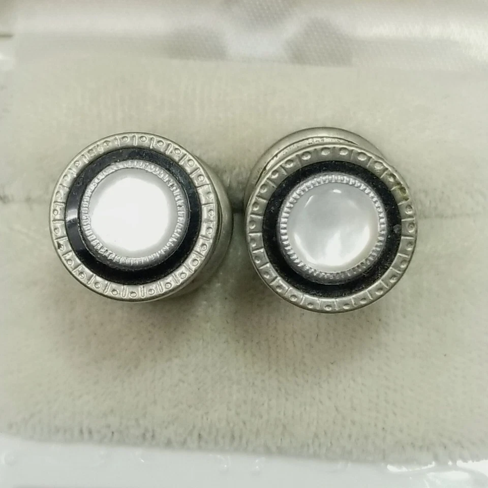 Vintage Black Enamel Snap Link Cufflinks Mother of Pearl Center Art Deco - Image 2 of 4