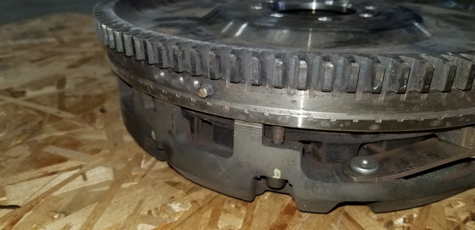 LAMBORGHINI MURCIELAGO CLUTCH FLYWHEEL PRESSURE PLATE OEM 07M105269A
