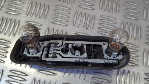 8371324 Lampenträger Rücklicht Rückleuchte innen Heckklappe 39 DE384790-89