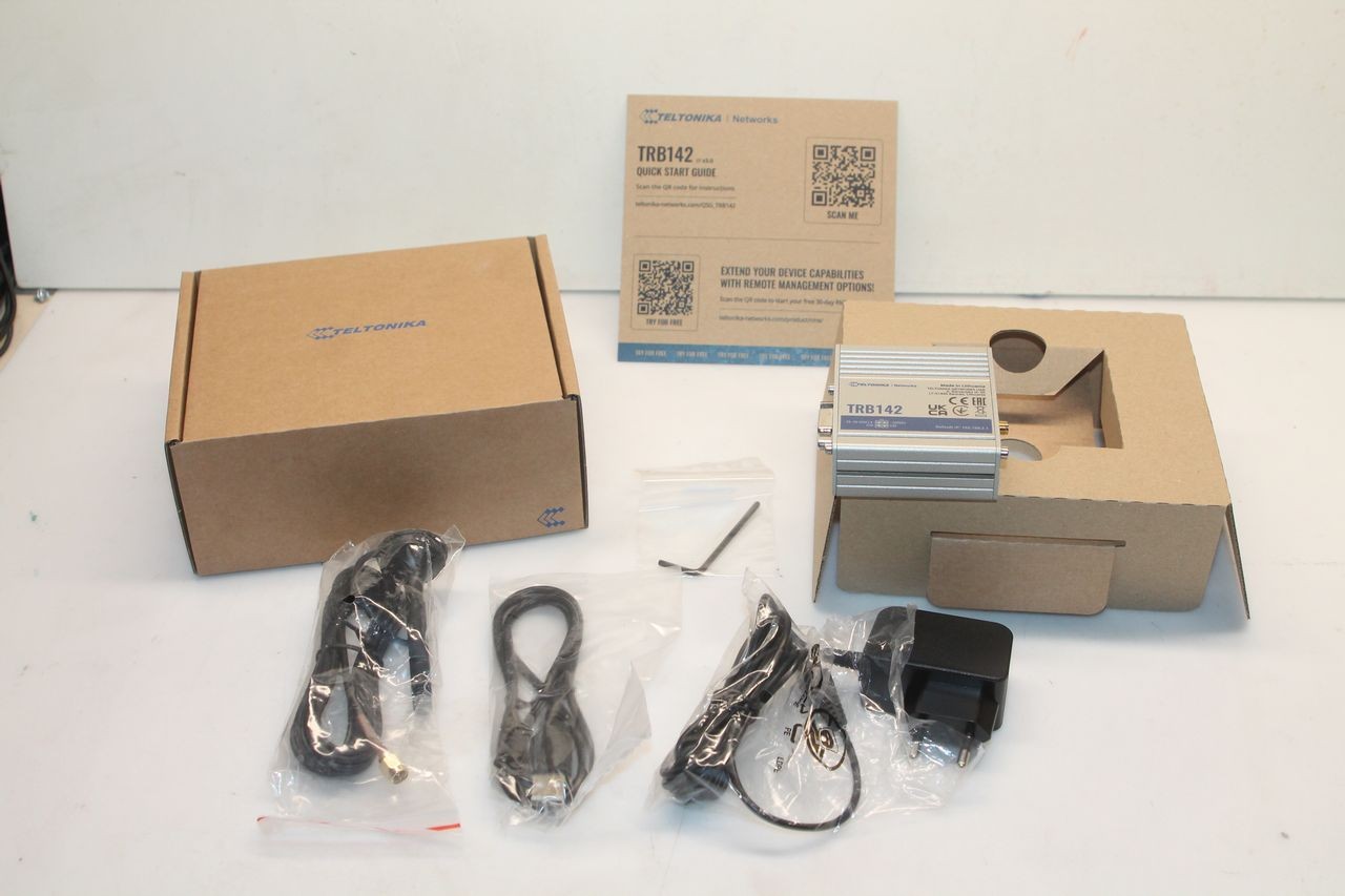 Passerelle industrielle TRB142 routeur 4G LTE RS232 ref 142003000