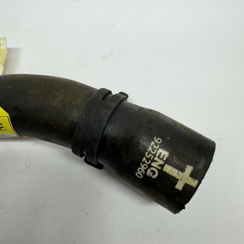 Manguera de salida de radiador GM 92261483 genuina **OFERTA** Envío gratuito Foto 3 de 4