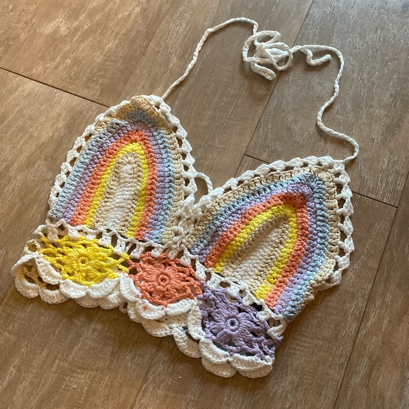 Crochet knit pastel rainbow crop top M NEW