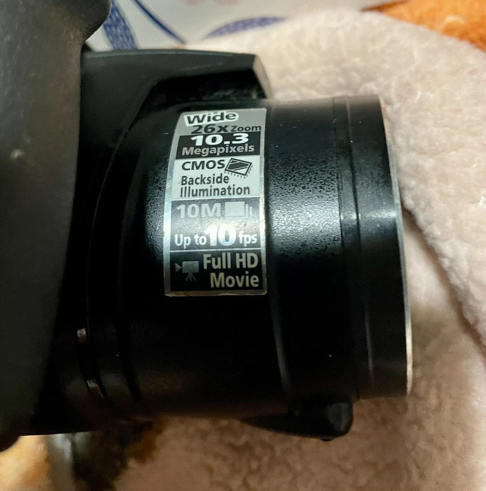 Cámara digital Nikon COOLPIX P100 10,3 MP - ¡No funciona se vende solo para piezas! Foto 4 de 4