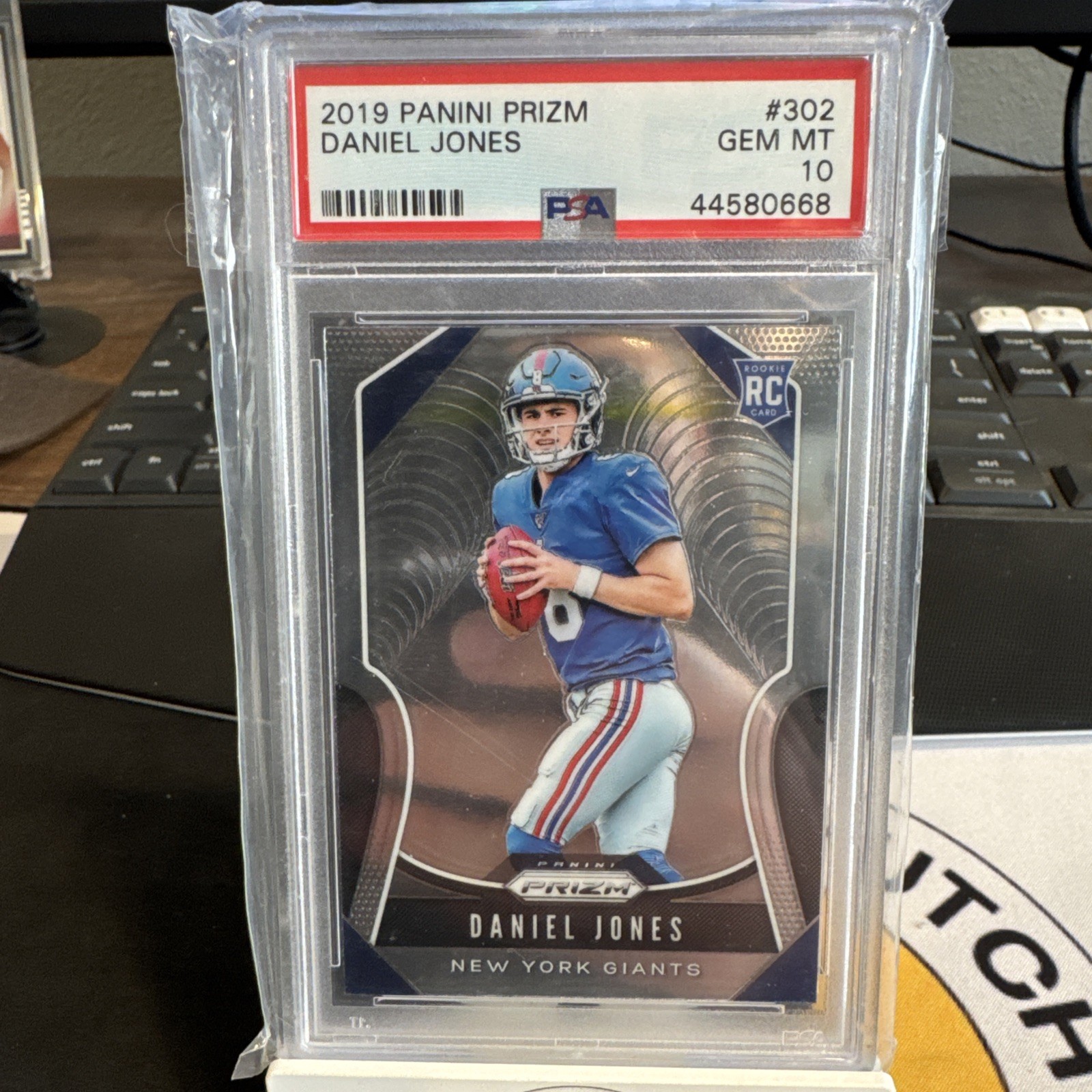 2019 Prizm Daniel Jones #302 PSA 10