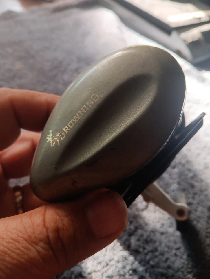 Carrete de baitcasting vintage Browning Arms Vectra pesca bajo perfil lubina Foto 2 de 4
