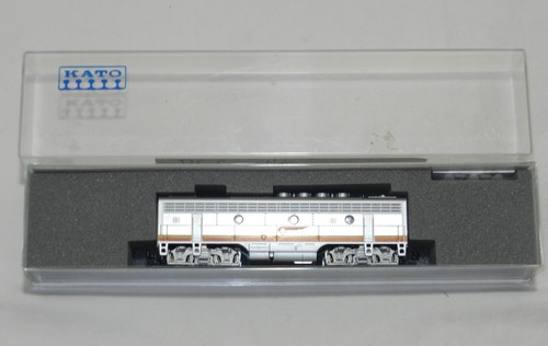 N Kato 176-1122 F3-B Santa Fe Nuevo en caja con DCC ver video | Condition: Used