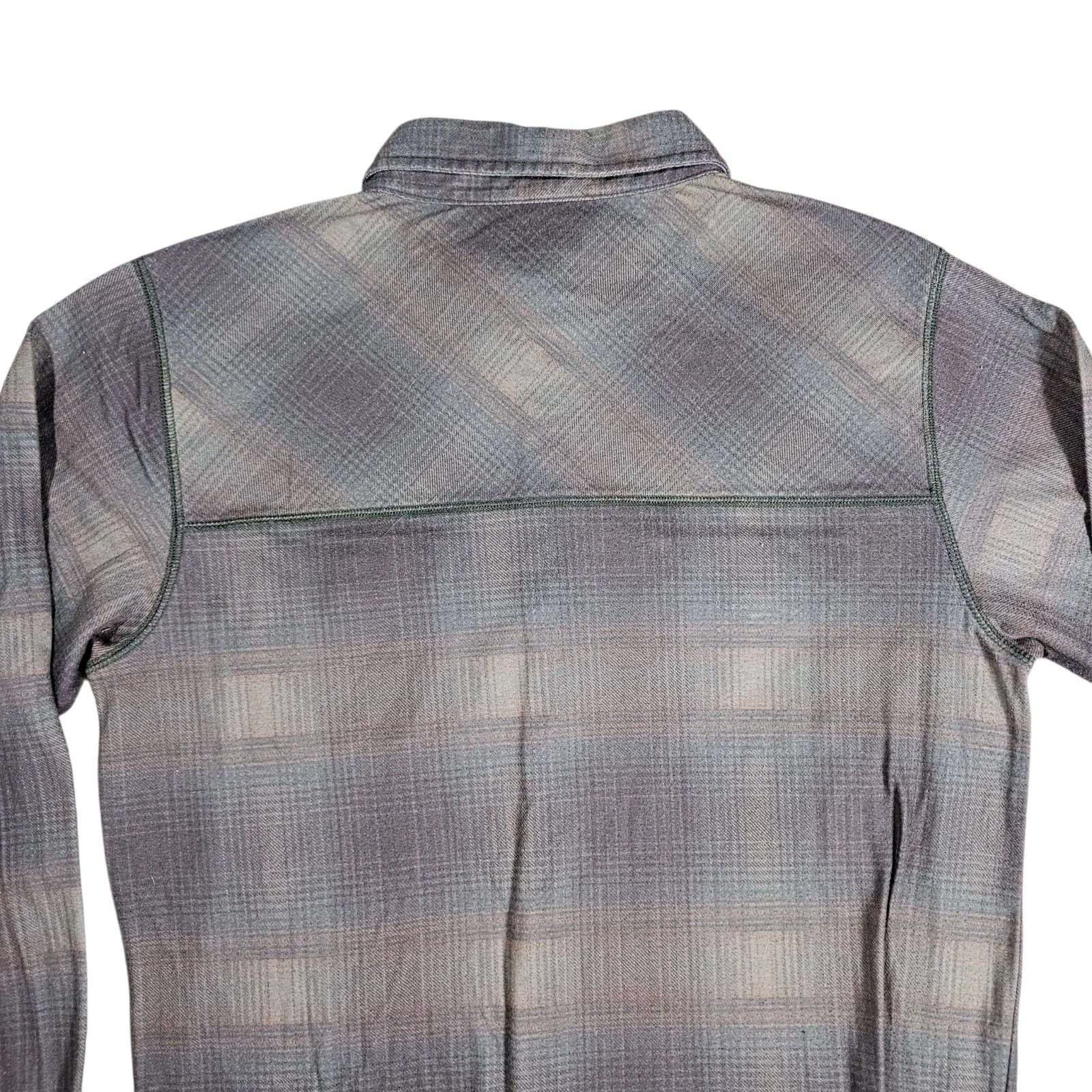 Dakine Technical Base Layer Button Up Flannel Men… - image 8