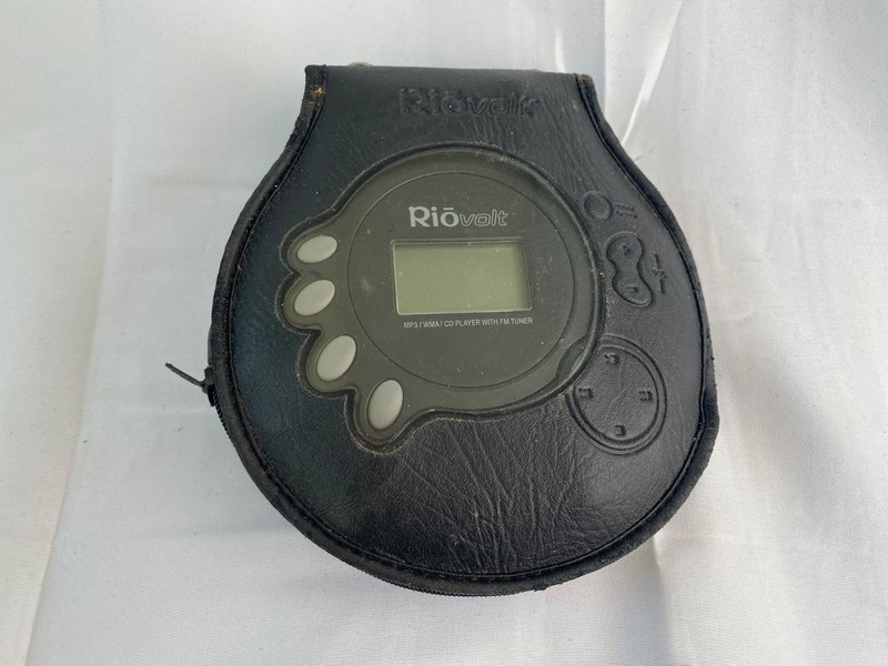 RioVolt SP250 Portable MP3 WMA CD Player w/ FM Tuner Color Black