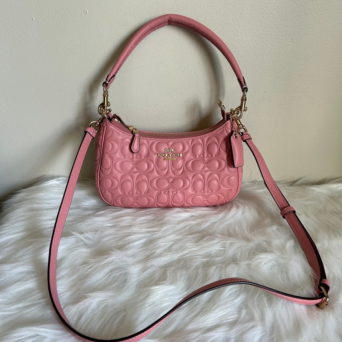 Coach Teri Pink Signature Leather Shoulder Bag Excellent View 2