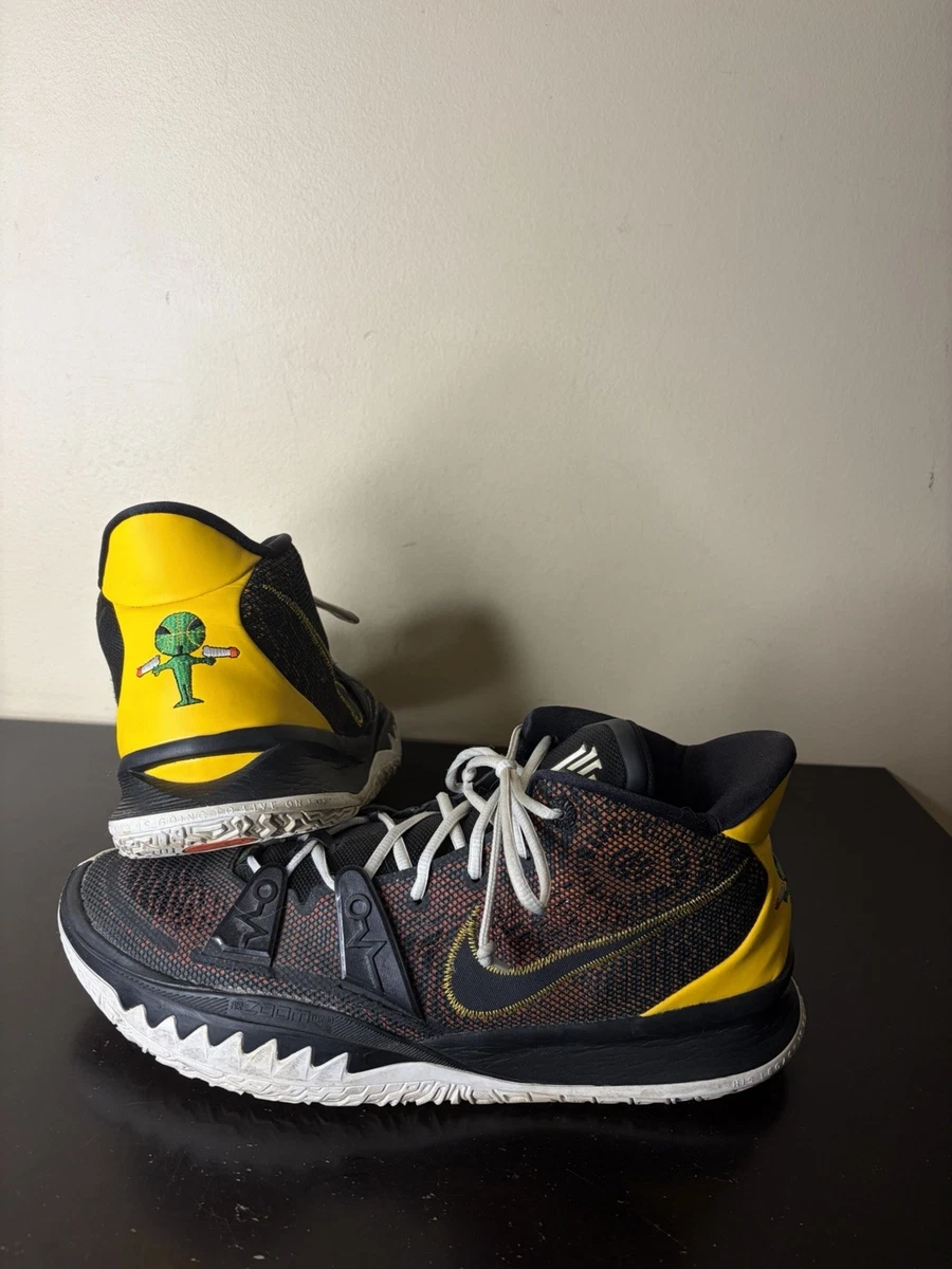 Preços baixos em Nike Kyrie 7 Black | eBay