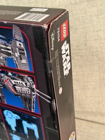 Lego Star Wars 75104 Kylo Ren's Command Shuttle Brand New