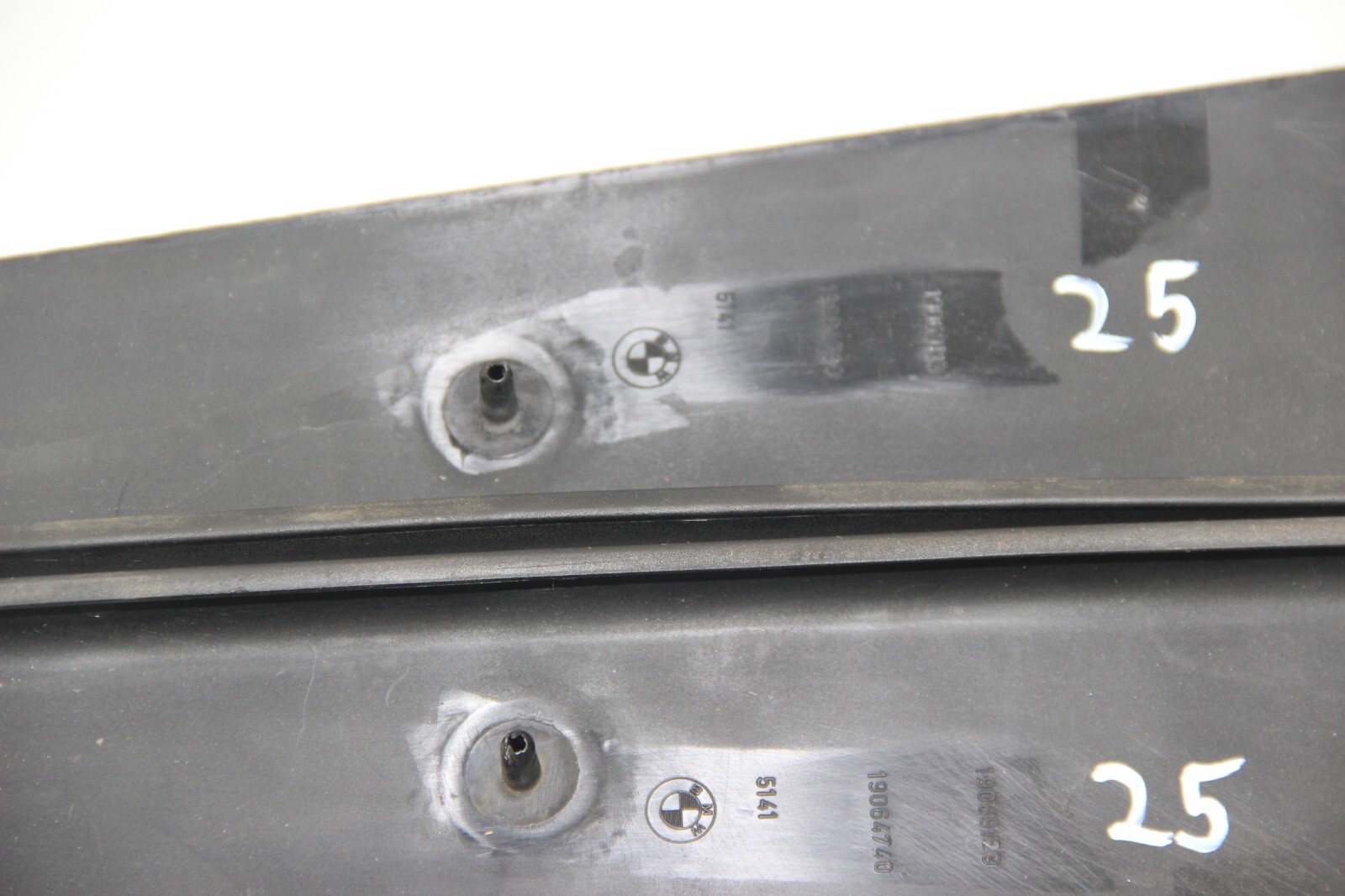 BMW E30 3er Cover Door Left Right Fairing Pair 19064730 19064740 