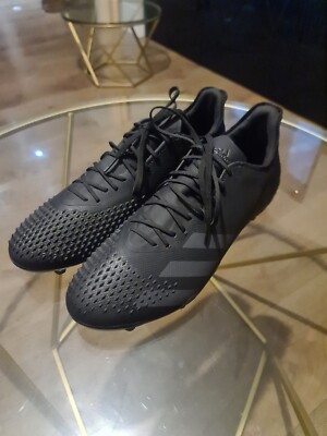 Adidas Predator Fußballschuhe 20.2 FG Größe 7 UK Demonskin Triple Black EF1630