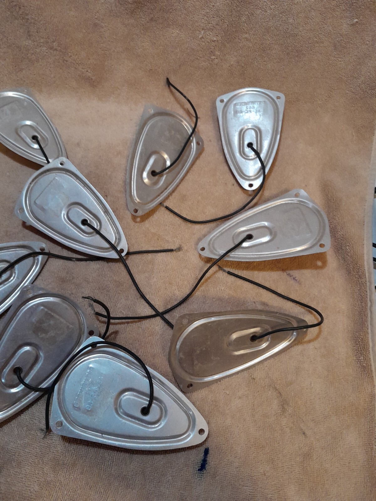 9 Vintage Pathfinder 662 Tear Drop Marker Lights 6 Red 3 Yellow New Old Stock 