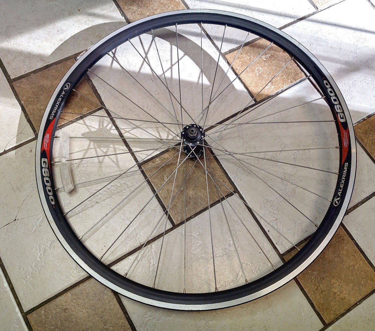 EUC Alexrims G6000 ETRTO 622x17 32 Holes Aluminum 700c Front Wheel