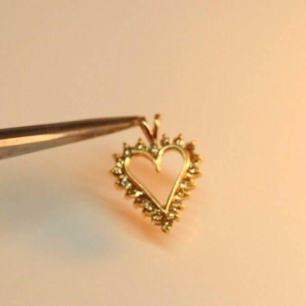 Gorgeous Solid 10K Yellow Gold Heart with Diamond… - image 1