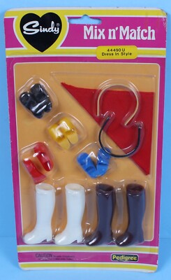 PEDIGREE VTG #44490 U SINDY MIX N' MATCH Dress in Style Boots and shoes  MOC