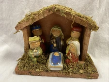 Tii Collections Ceramic Holy Family Nativity With Crèche Christmas Nativity
