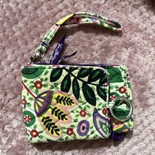 Vera Bradley  Viva la Vera  Wristlet Wallet Zip-Around Card Slots