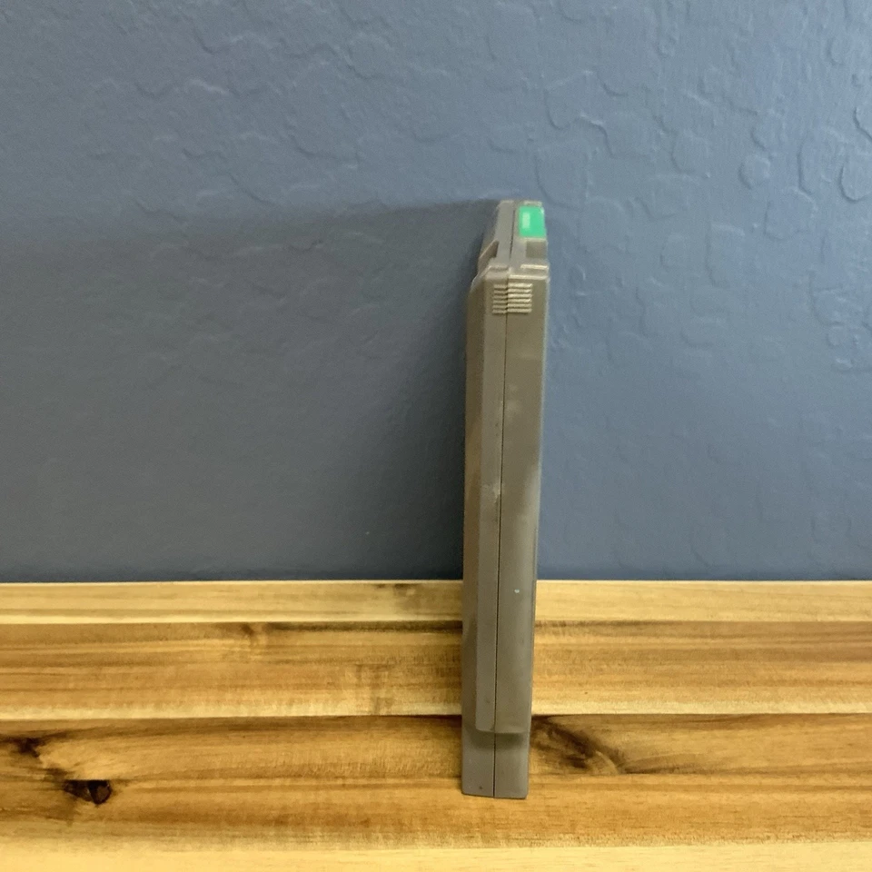 Adventure Island II (2) Nintendo Entertainment System NES - Authentic Tested - Image 4 of 4