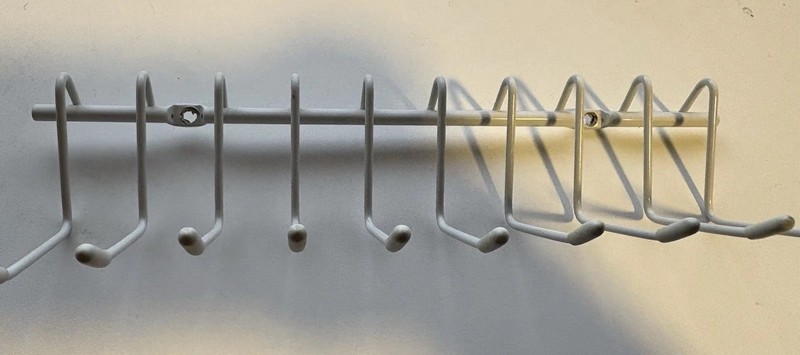 Closetmaid 10in x 2.125in x 2.5in White Wire Hooks/(Screws Not Included)