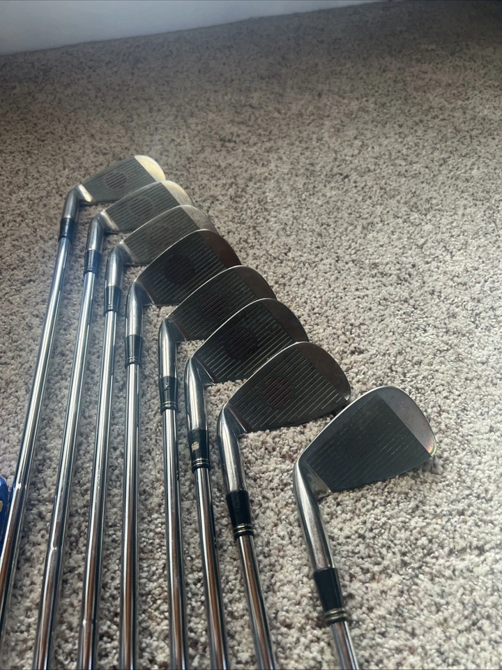 Right-Handed Men’s 2001 Oversize Iron Set 3- Pw Regular Flex Steel - Image 4 of 4