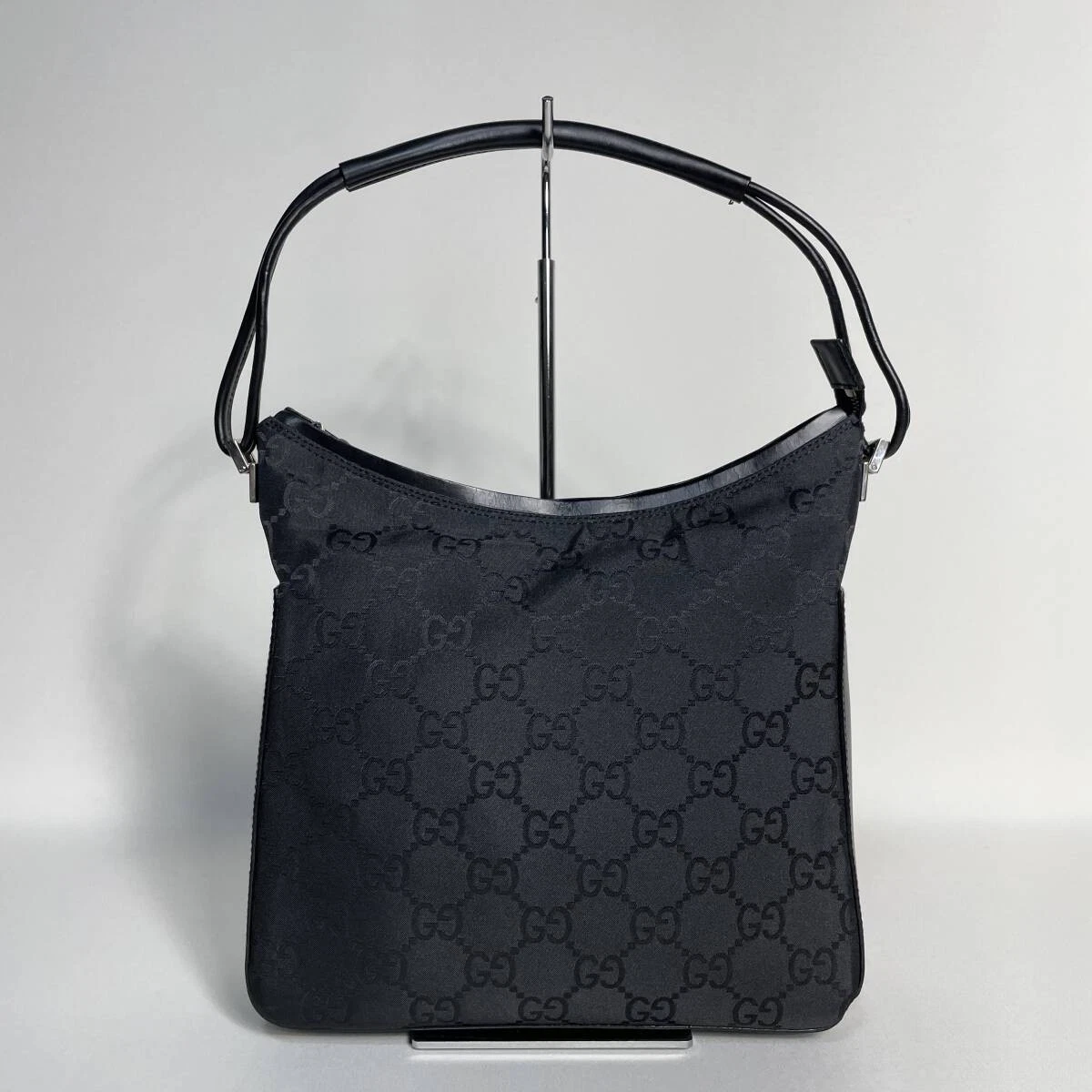 72B286 Beauty Gucci GG Sac à bandoulière en nylon noir