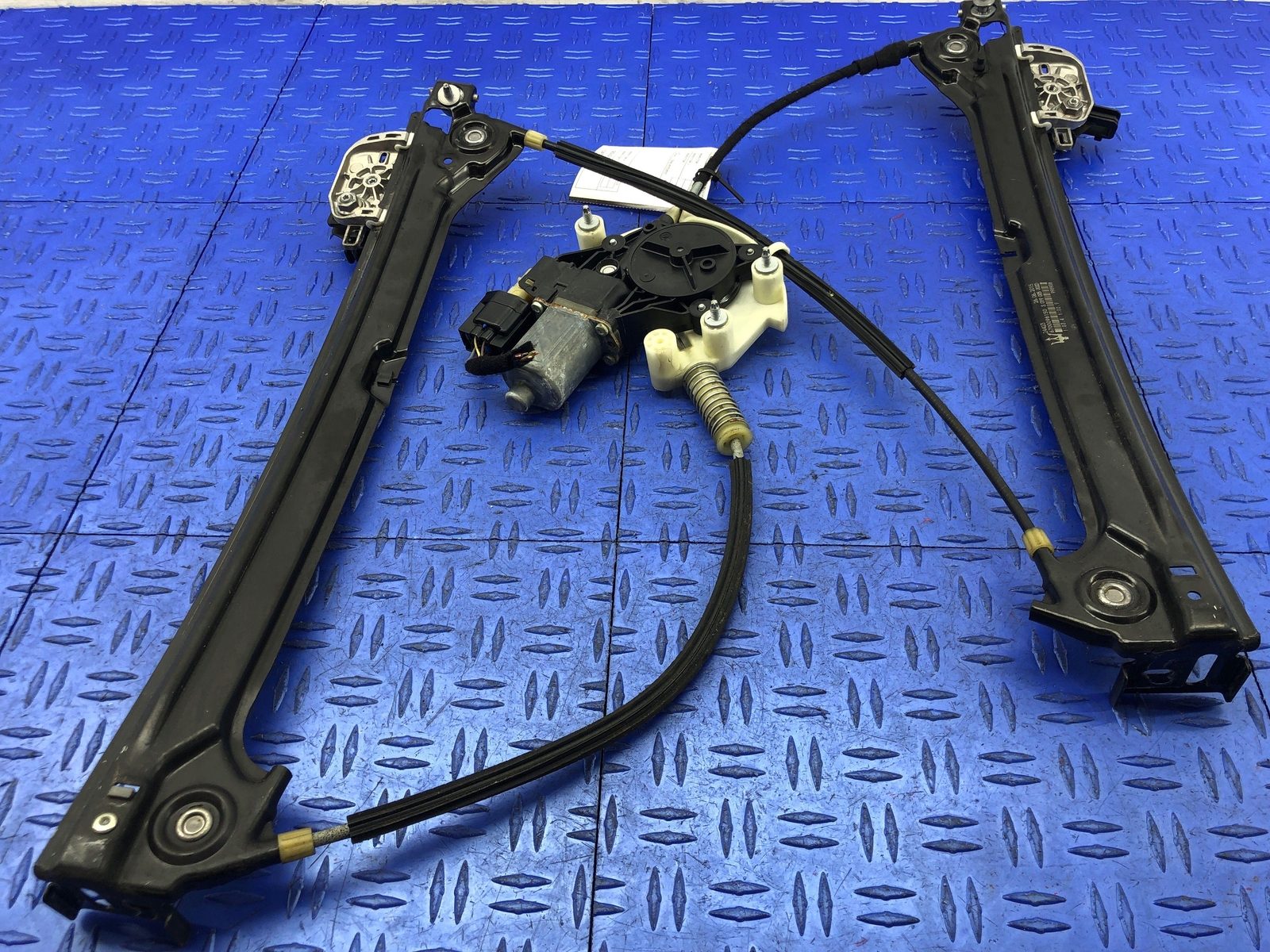 2014 - 2019 MASERATI GHIBLI M157 FRONT RIGHT DOOR WINDOW REGULATOR W/MOTOR
