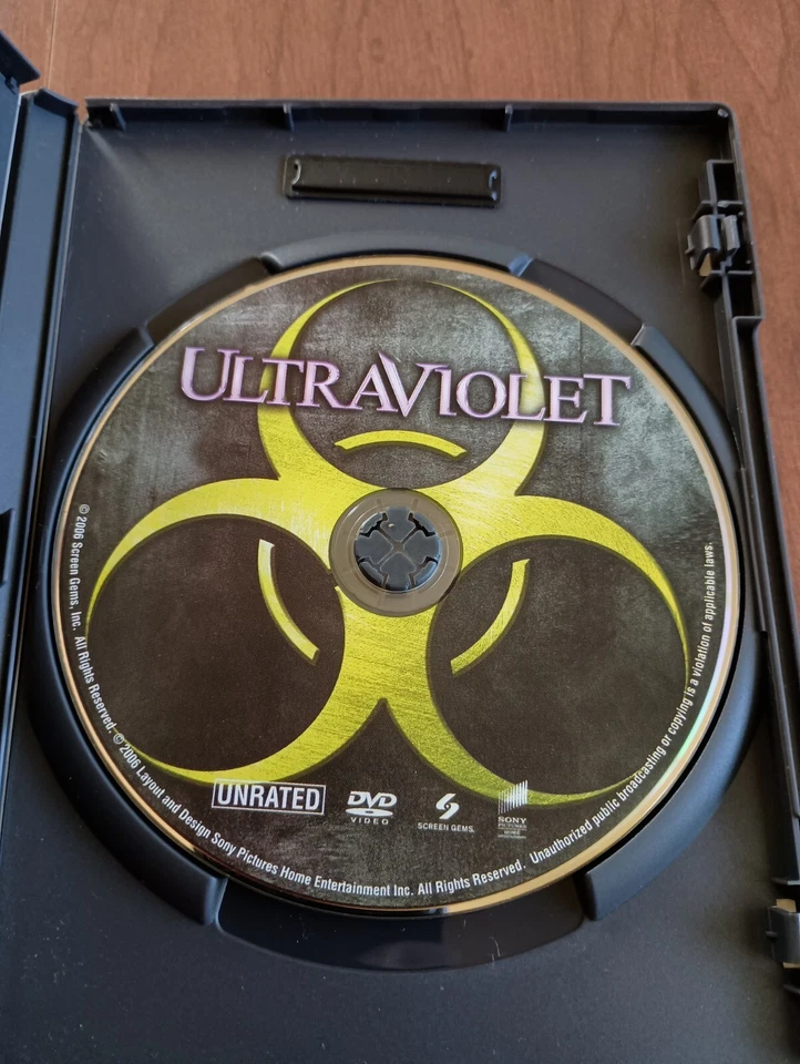 Ultraviolet Milla Jovovich Unrated Extended Cut DVD — 第 4/4 张图片