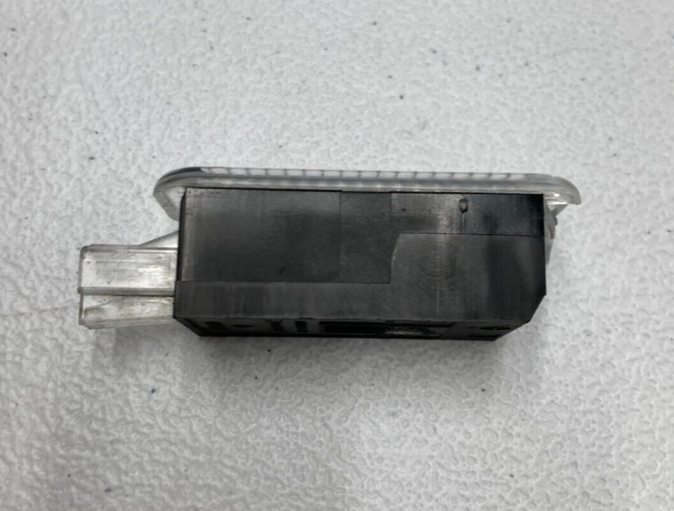 09-17 Audi Q5 painel de porta interior caixa de luvas Footwell porta porta porta-malas OEM 4E0947415 - Imagem 4 de 4