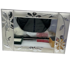 Cornice a Specchio Quadro in Argento Orizzontale Verticale con Fantasia a fiori.