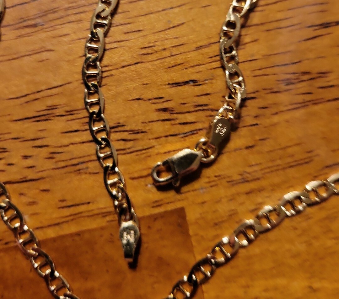 Picture 3 of 4
