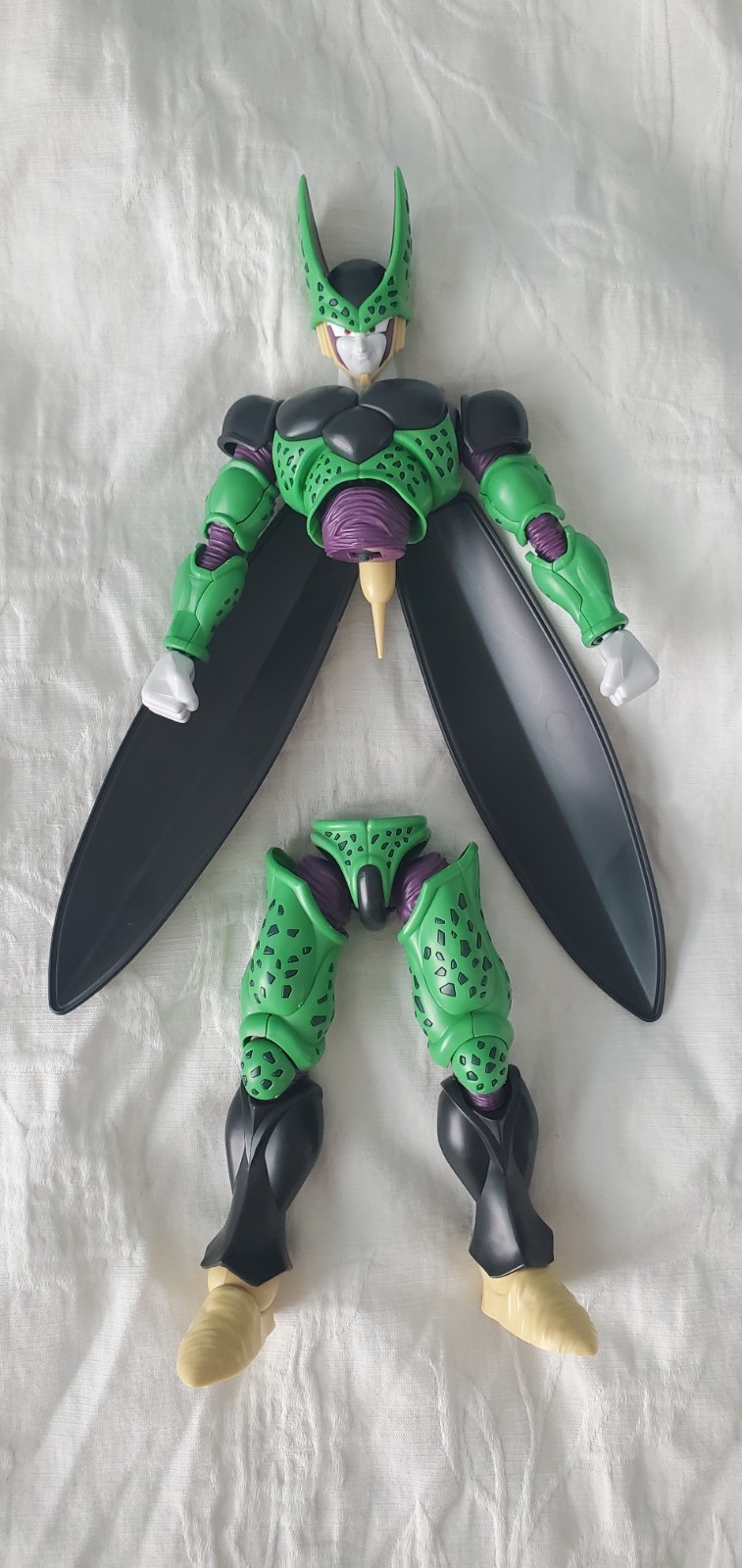 Dragon Ball Z Perfect Cell Figure-rise Standard ( Broken waist peg)