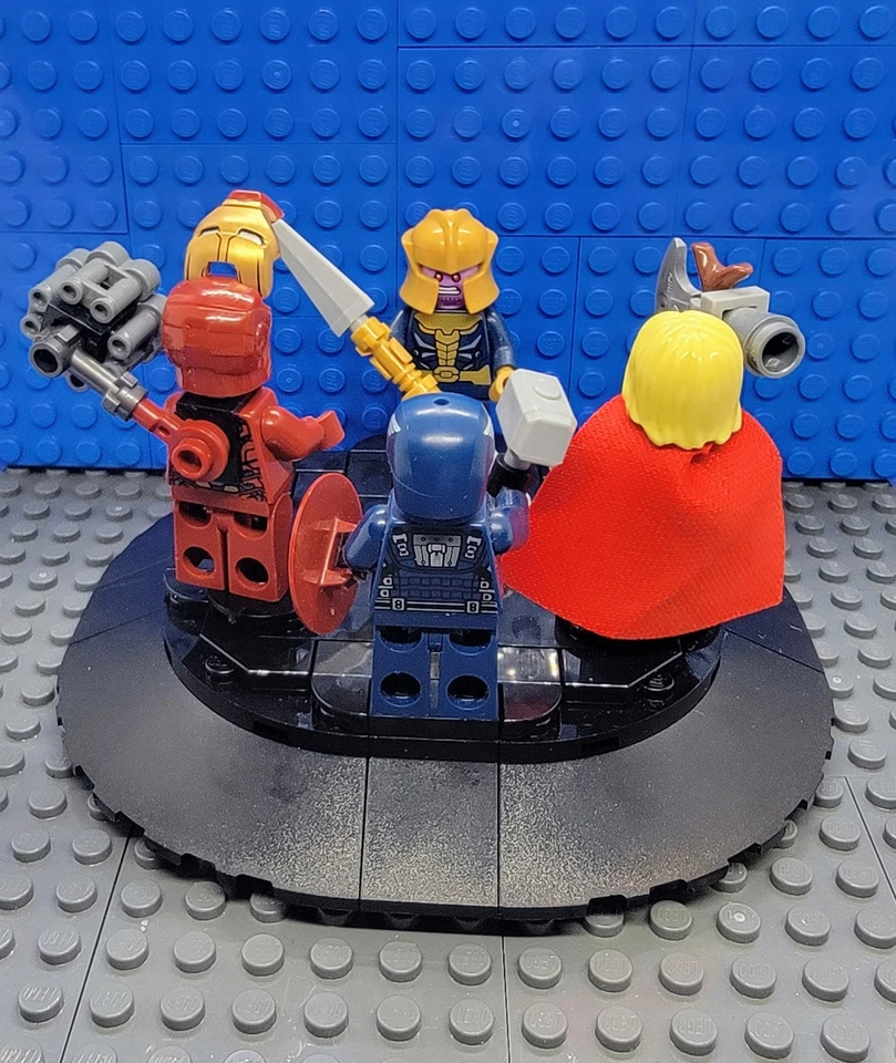 Minifiguras LEGO® Marvel Avengers Thanos vs Homem de Ferro Capitão América Thor Battle - Imagem 2 de 4