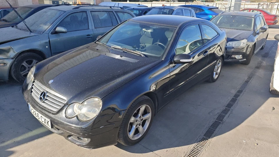 A2038202944 BRAZO LIMPIA DELANTERO DERECHO / 193674 PARA MERCEDES-BENZ CLASE C C - Imagen 4 de 4