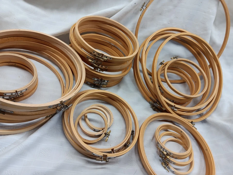 Lot 37 Wooden Hoops Embroidery Cross Stich Needlepoint Sizes 3" to 14" Crafts  - Image 2 of 4