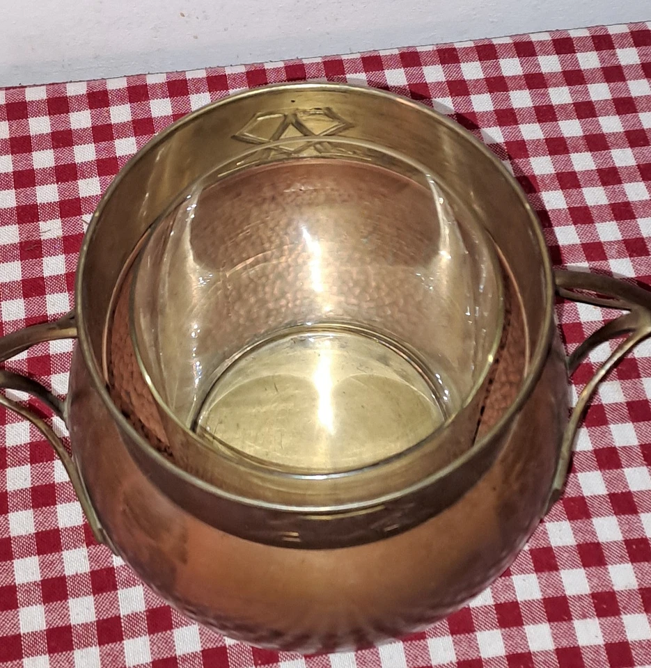 Bowletopf mit Jugendstildekor mit Glaseinsatz Kupfer/Messing Hammerschlag - Bild 3 von 4