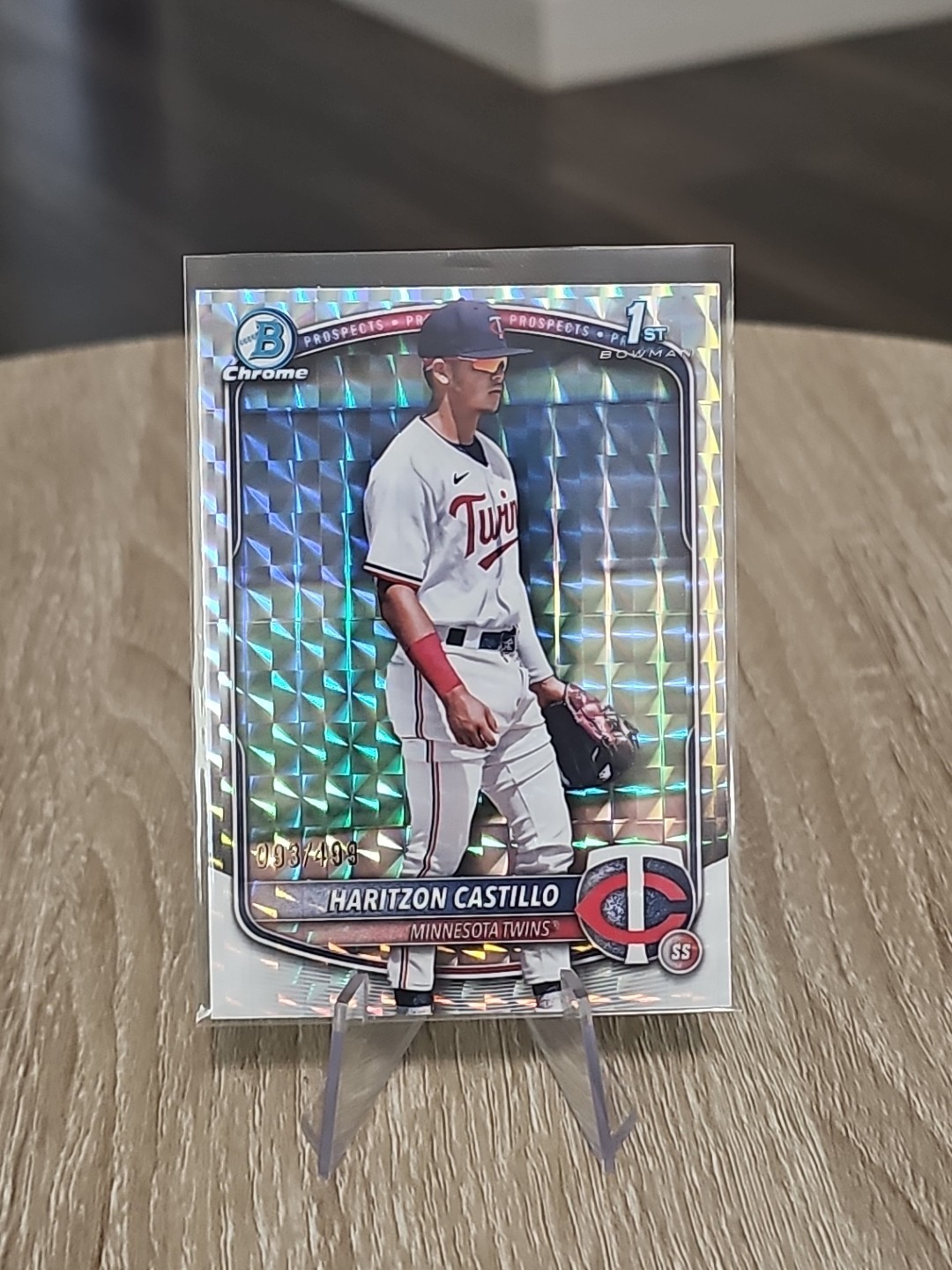 2025 Bowman Chrome Haritzon Castillo 1st Geometric Refractor /499 Twins