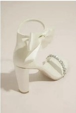 Oleg Cassini Melania Ivory Bow Detail Ankle Buckle Rhinestone Heels Size 7 NIB