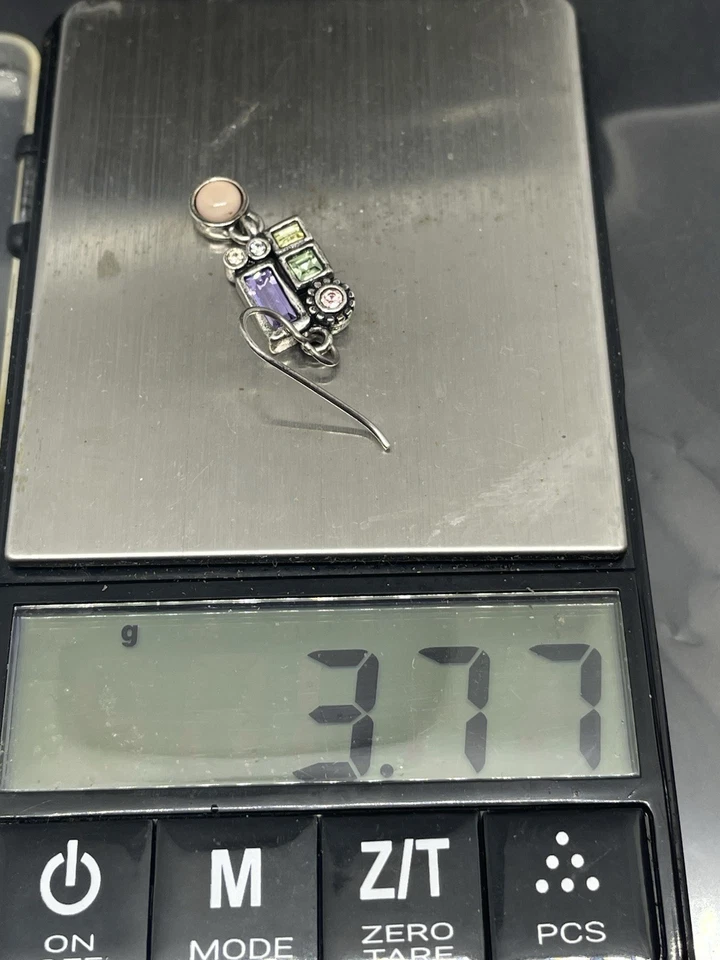 Pendientes colgantes de gancho de pez con cristales de Swarovski plateados firmados por Patricia Locke 08 Foto 4 de 4