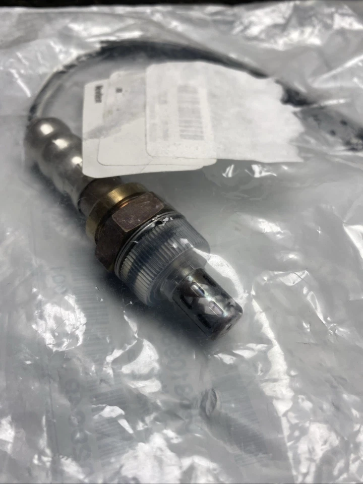 Genuine Mopar Oxygen Sensor Left Side After Catalyst 56029049AA - Image 3 of 4