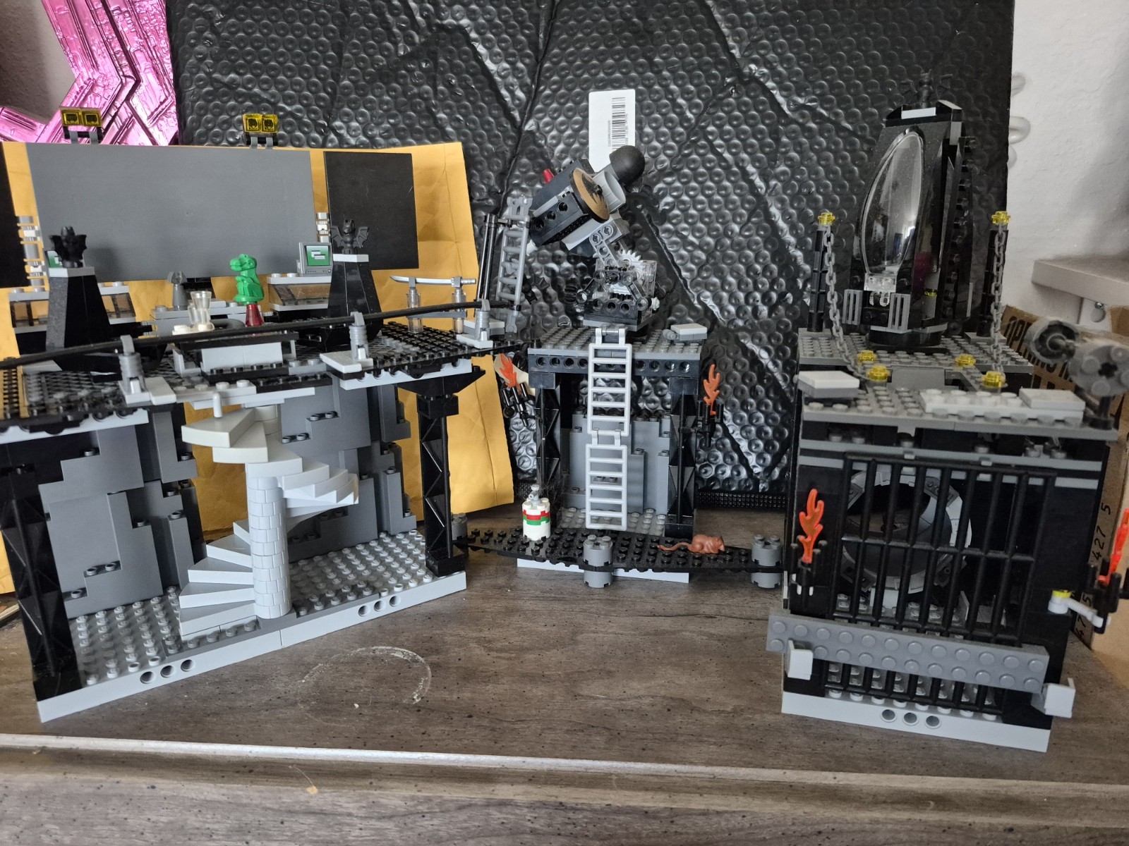 Picture 1 of 21