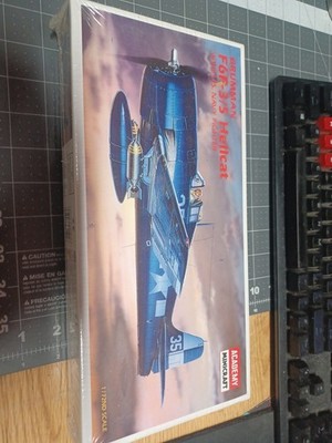 Academy Minicraft- 1/72-Grumman F6F-3/5 Hellcat Plane Model Kit Sealed  NEW
