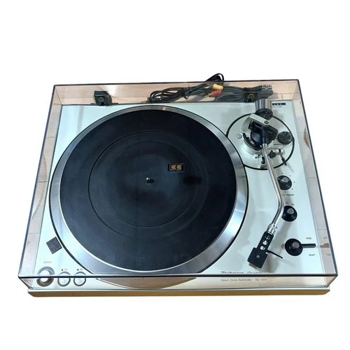 Technics SL-1301 Direct Drive Quartz Automatic Turntable Record Player Japan