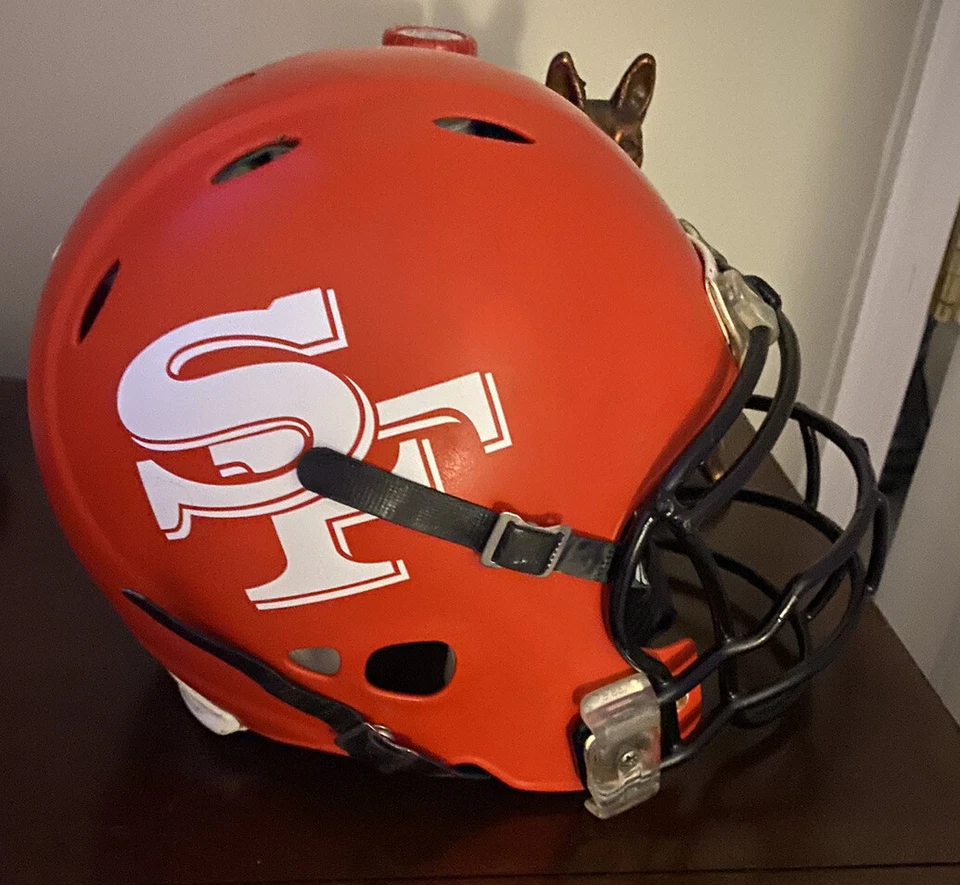 Capacete de futebol personalizado San Francisco 49ers - Imagem 3 de 4