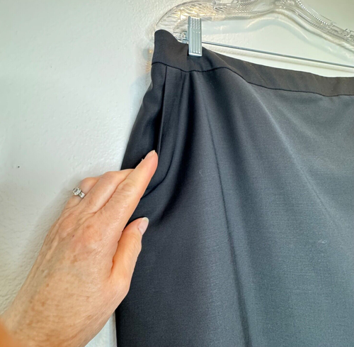 TALBOTS Black Pencil Straight Skirt Sz 16 Wool Blend Lined Pockets Office Career - Picture 3 of 8