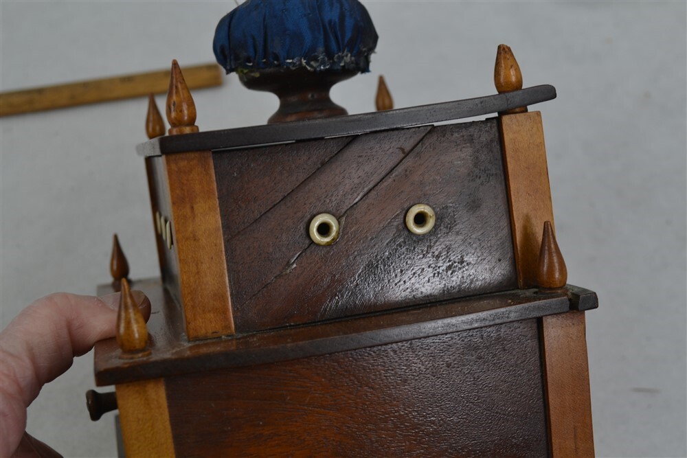  antique shaker wooden sewing box w/drawer spool holders pincushion original 