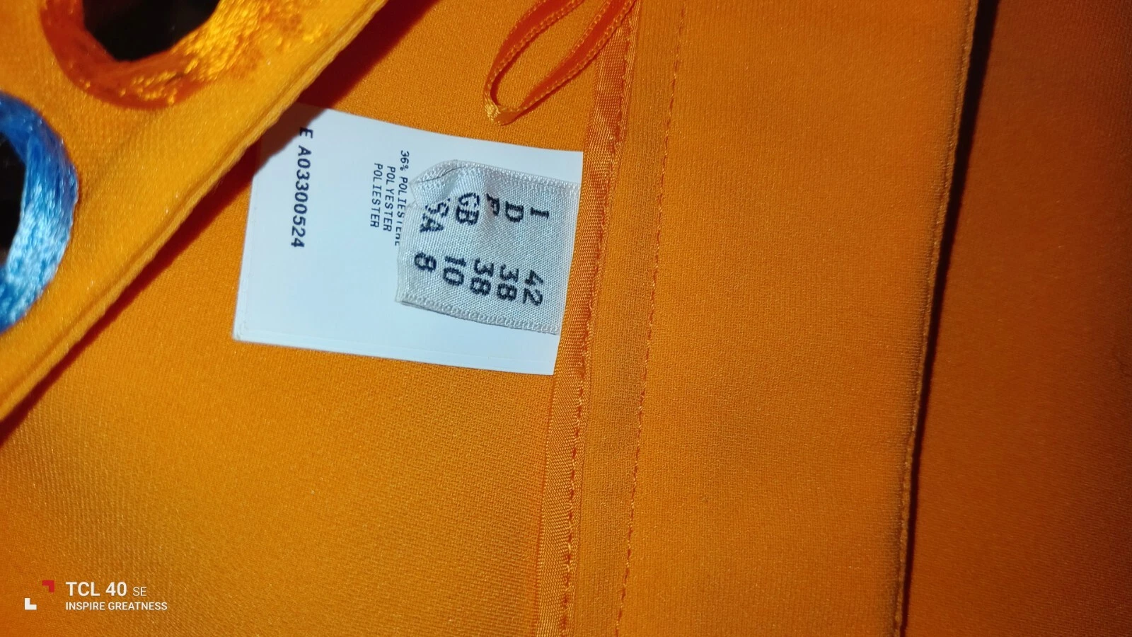 Moschino couture taglia 10 splendido pantalone svasato arancione con veri specchi