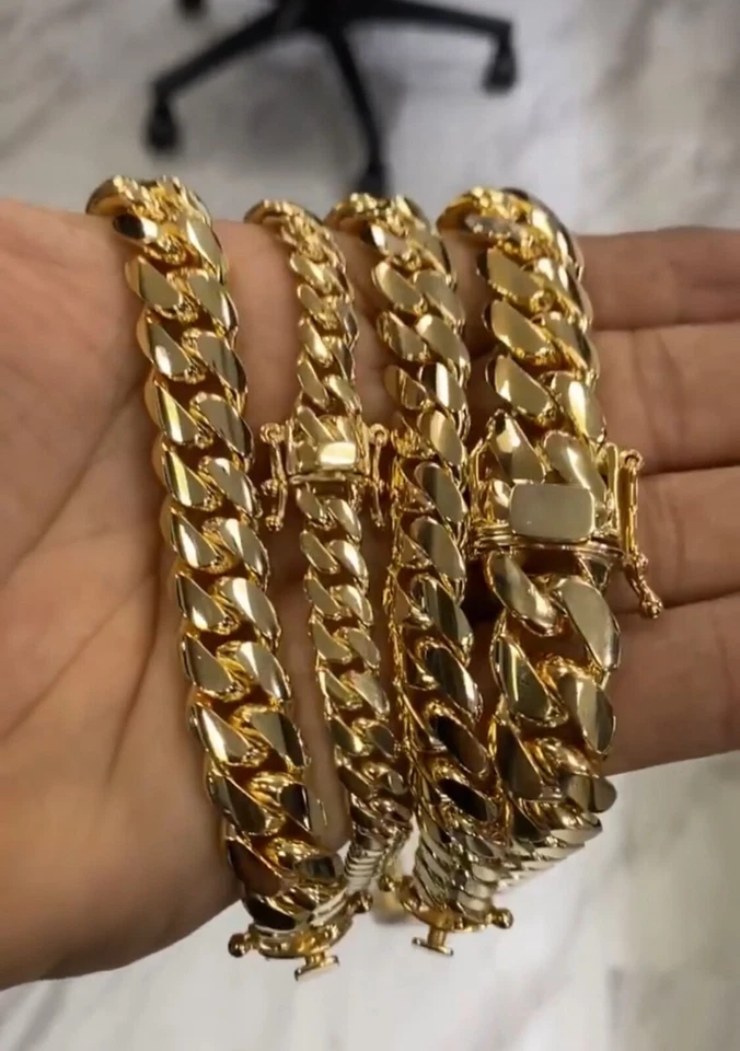 Cadenas de Titanium ® Chapada en Oro 14K Para Hombre Cadena Cubana Joyería 12 MM - Image 2 of 4