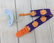 Pacifier Clip Pacifier Holder Baby Shower Gift College Stocking Stuffer for Baby